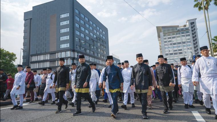 Republik Perancis haramkan telefon bimbit di sekolah menengah 25 Og 2026 ISTANBUL, 25 Ogos.